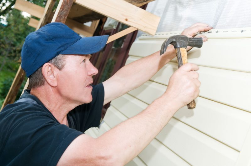 Consider Professional Siding Repairs in Canton, MI for a Beautiful Home