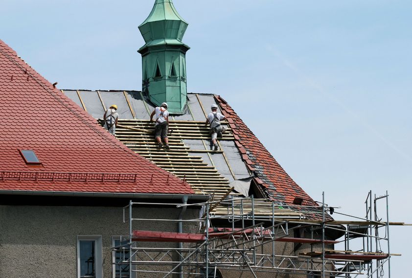 These 3 Signs Point to a Need for Roof Repairs in Silver Spring